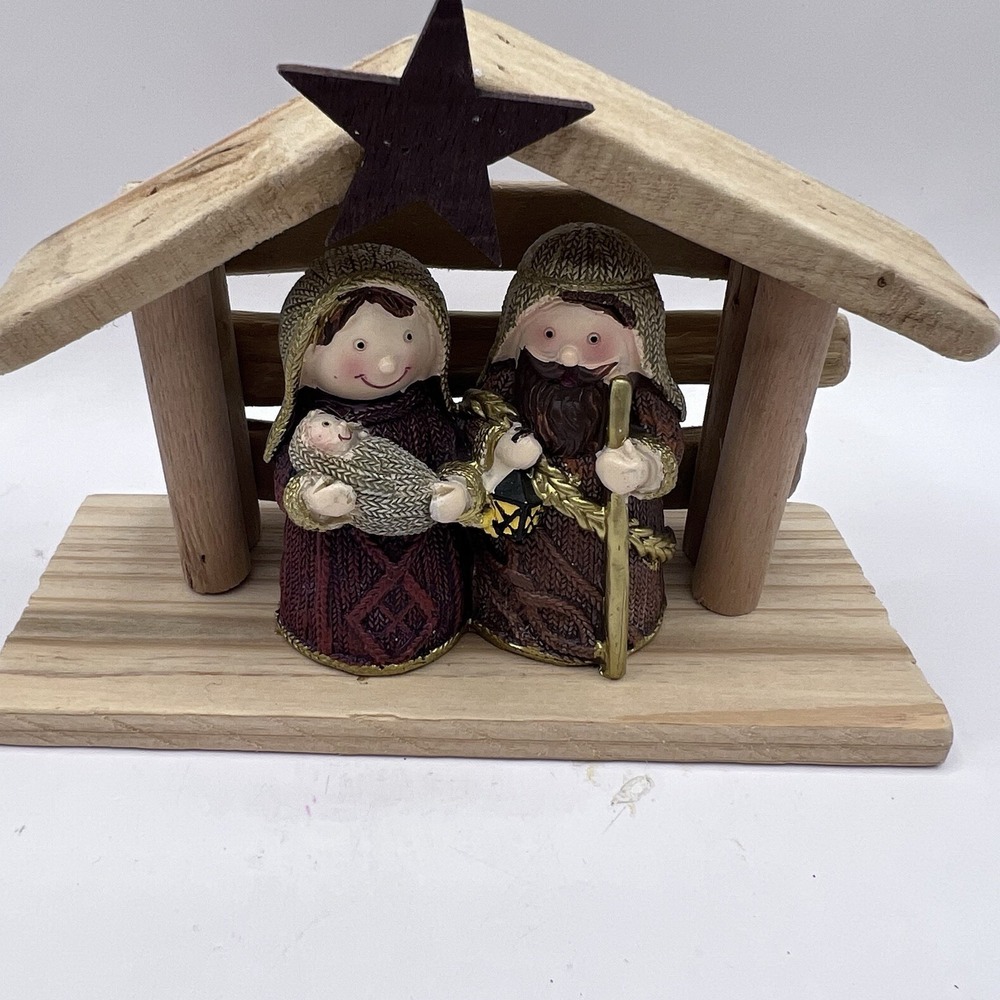 Wood Nativity 2017 Promise Of Christmas Holy Family Jesus Joseph Mary 4.5x5.75"